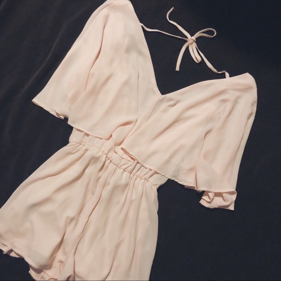 flowy pale pink romper - Picture 3 of 3